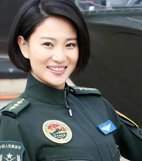 演员侯梦莎洗澡,优雅与力量的完美融合  第3张