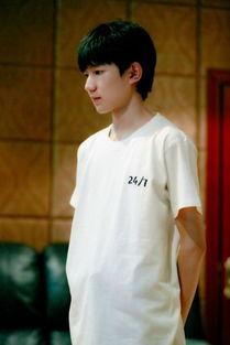 凤凰娱乐王源,凤凰娱乐独家揭秘，青春偶像的成长之路  第2张